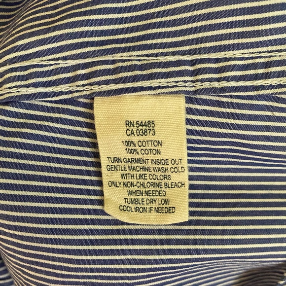 🦅AMERICAN EAGLE OUTFITTERS Button Down - Picture 6 of 7